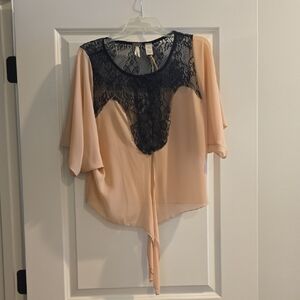 Gimmicks by BKE Black Lace and Tan Blouse